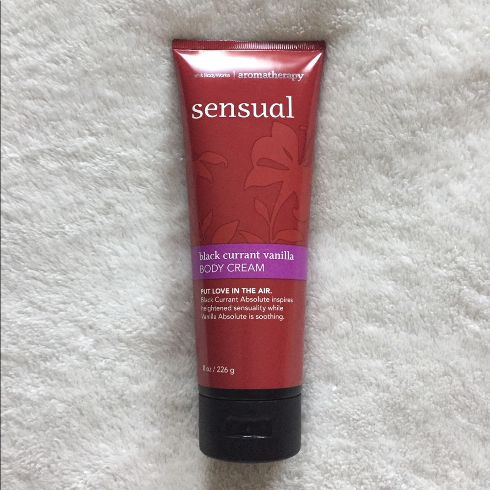 SENSUAL- Black Currant & Vanilla - Body Cream- New
